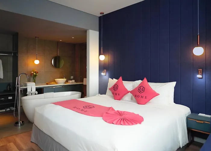 Home Hotel